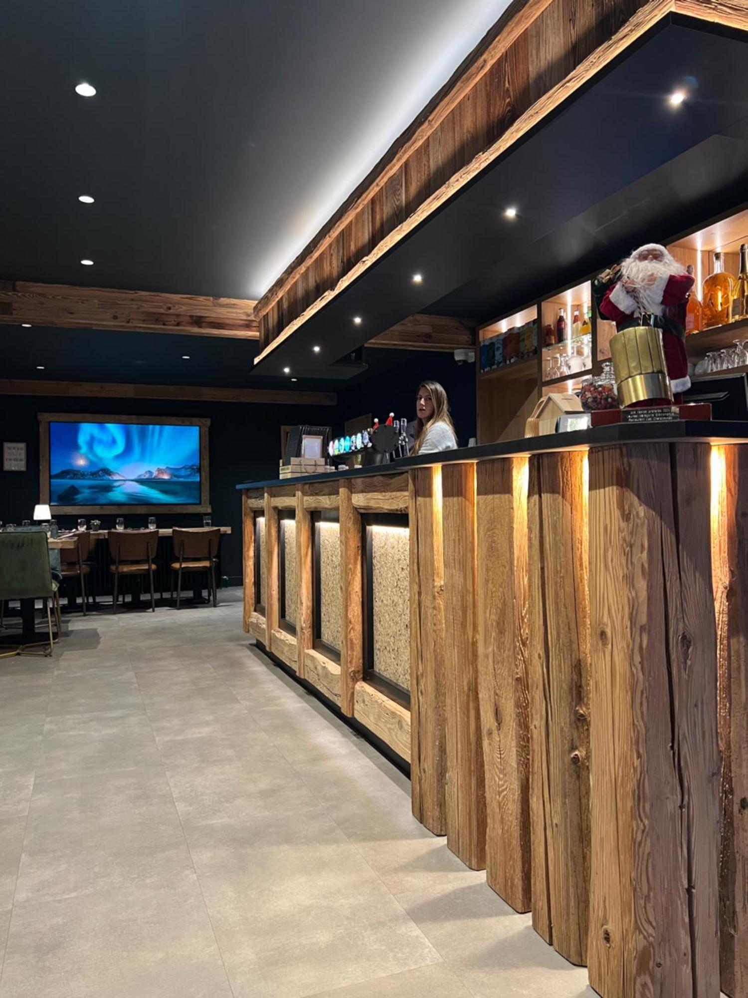 לה ברסה Logis Hotel, Chalets Et Restaurant Les Chatelmines מראה חיצוני תמונה