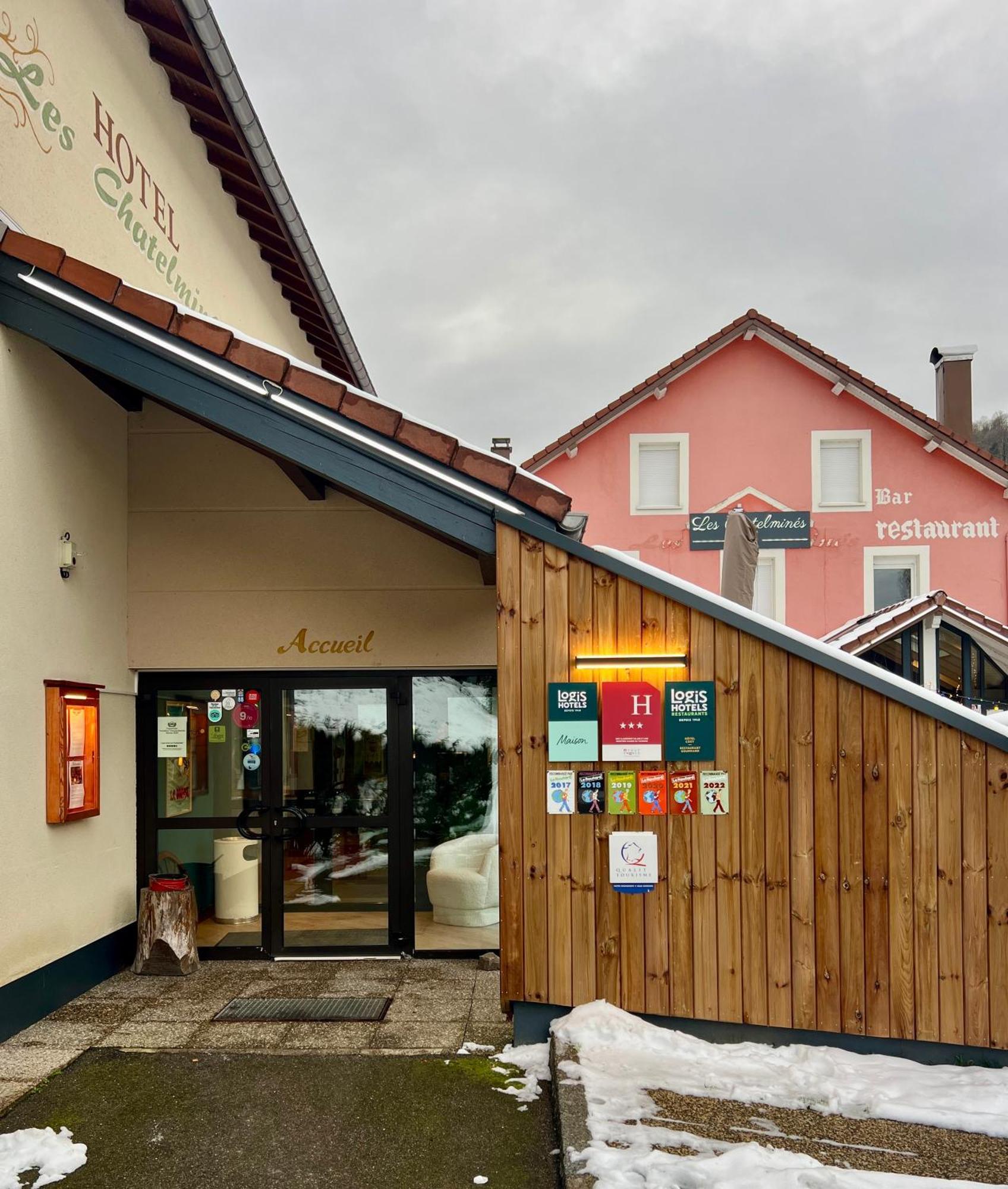 לה ברסה Logis Hotel, Chalets Et Restaurant Les Chatelmines מראה חיצוני תמונה